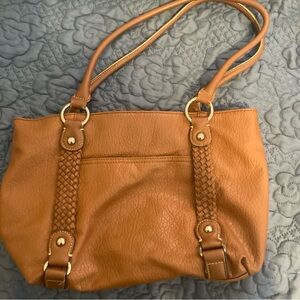 Elegant Tan Leather shoulder Bag